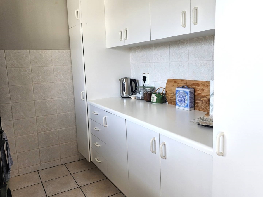 To Let 0 Bedroom Property for Rent in Sea Point Western Cape
